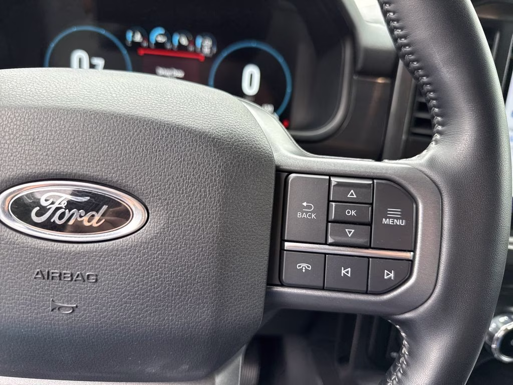 2023 Black Metallic Ford F-150 Lariat 4X4 Truck