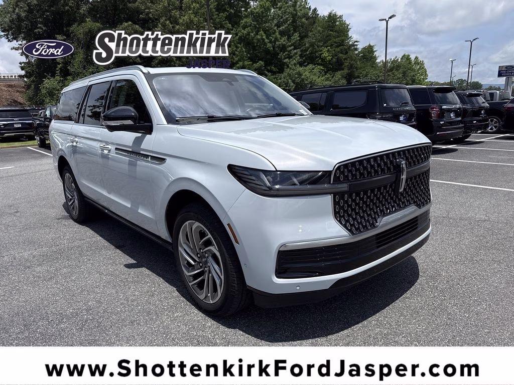 2025 Lincoln Navigator Reserve L 4WD's photo