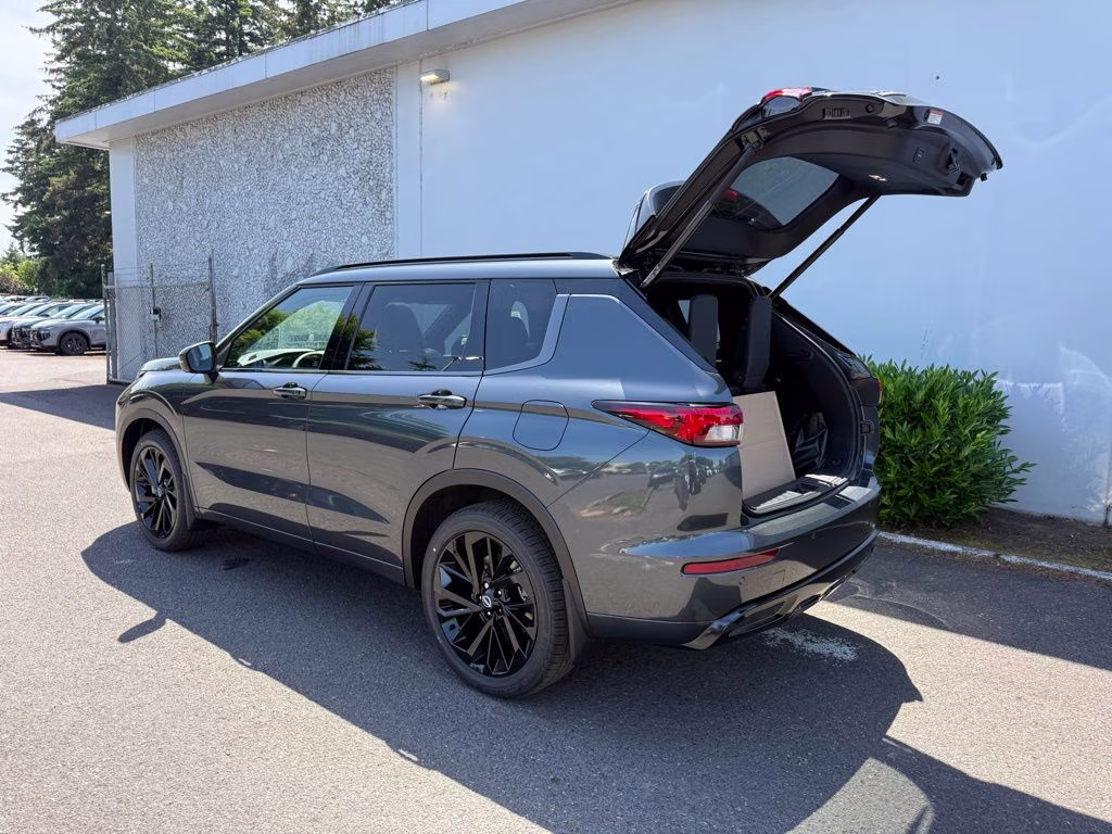 2026 Moonrock Gray Nissan Rogue Plug-In Hybrid Platinum AWD SUV