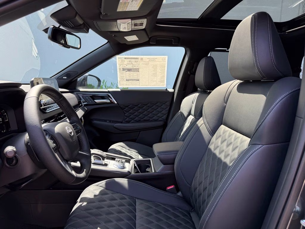 2026 Moonrock Gray Nissan Rogue Plug-In Hybrid Platinum AWD SUV