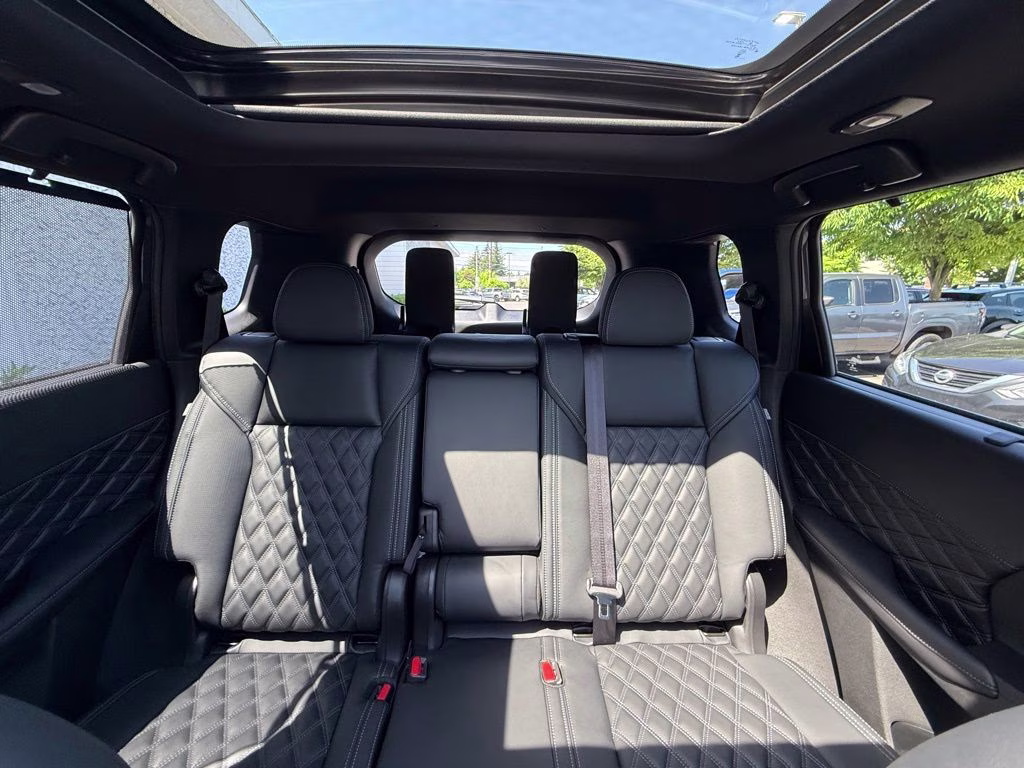 2026 Moonrock Gray Nissan Rogue Plug-In Hybrid Platinum AWD SUV