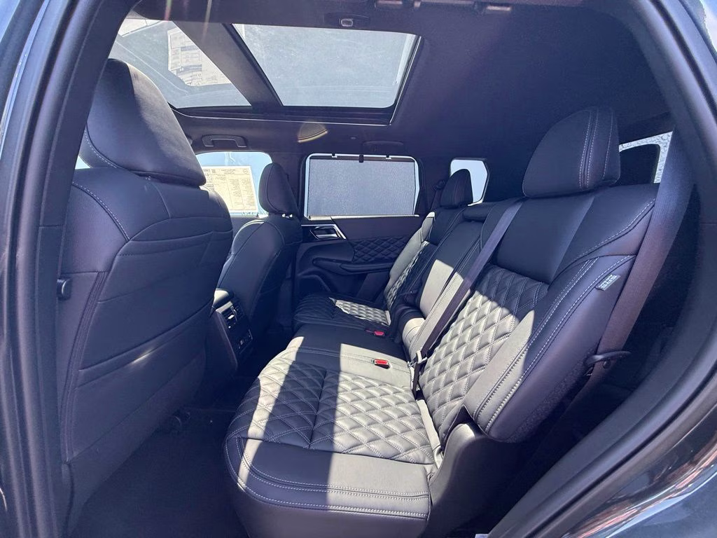 2026 Moonrock Gray Nissan Rogue Plug-In Hybrid Platinum AWD SUV