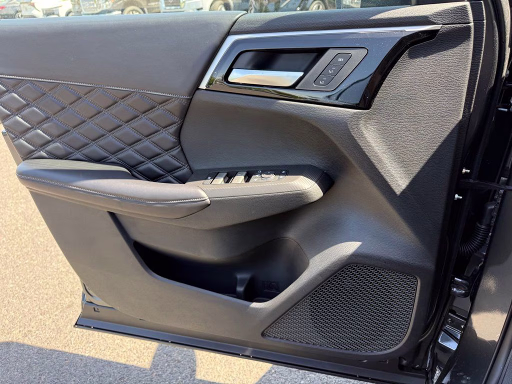 2026 Moonrock Gray Nissan Rogue Plug-In Hybrid Platinum AWD SUV