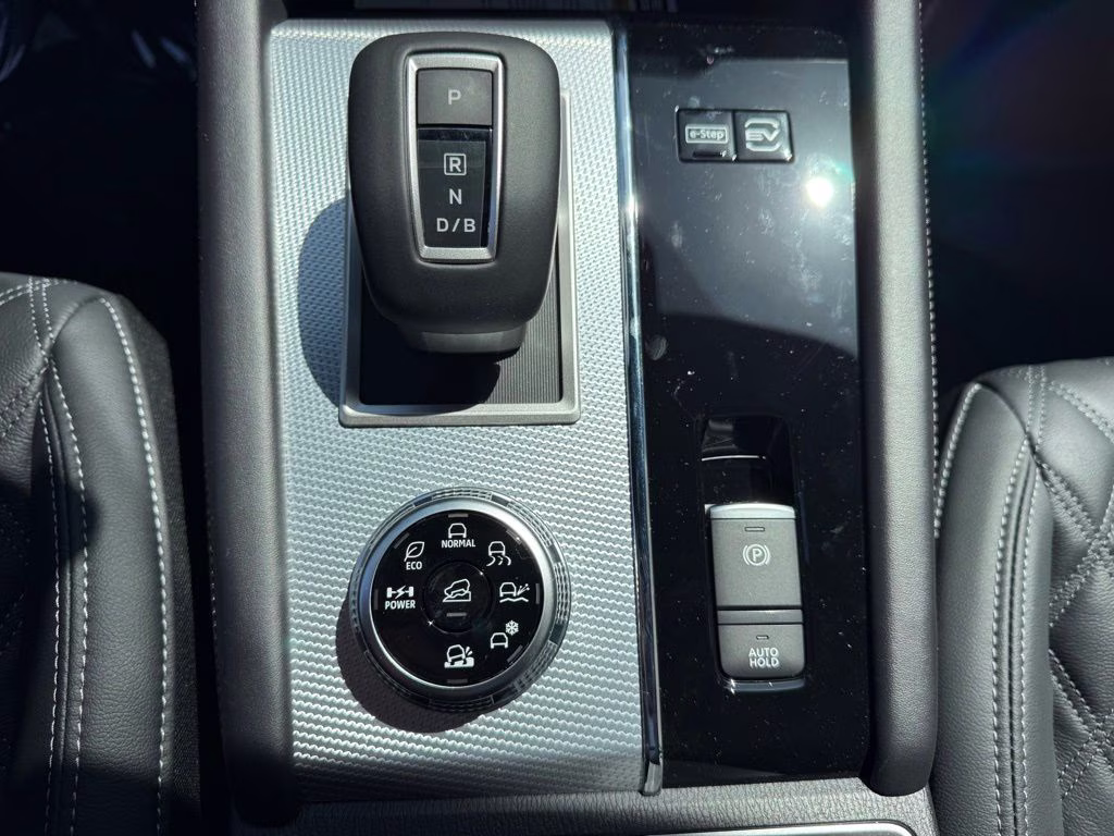 2026 Moonrock Gray Nissan Rogue Plug-In Hybrid Platinum AWD SUV