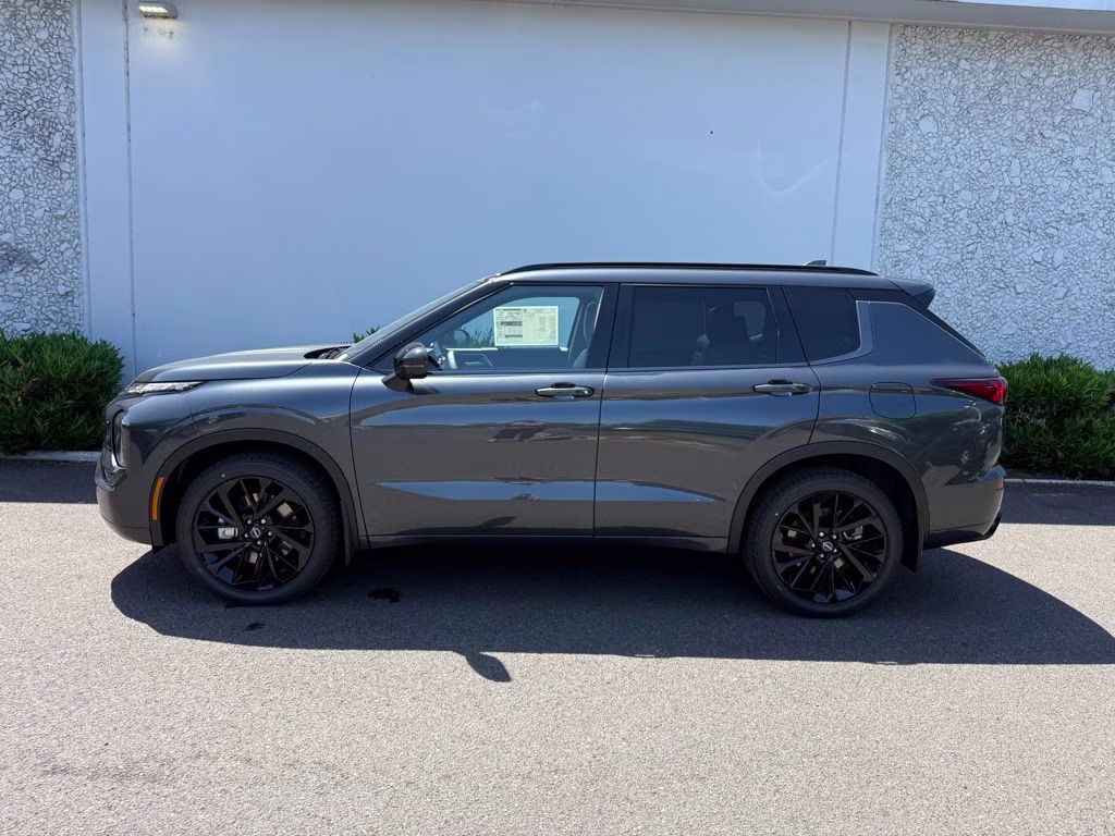 2026 Moonrock Gray Nissan Rogue Plug-In Hybrid Platinum AWD SUV