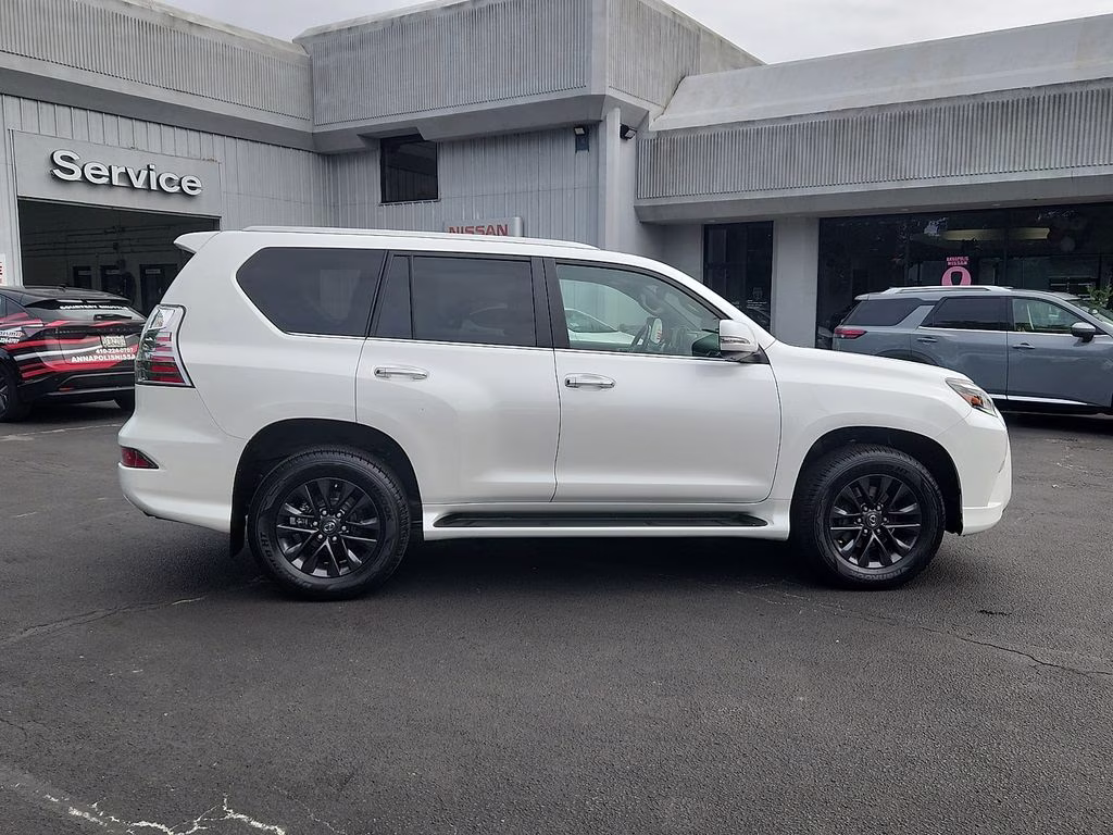 2023 White Pearl Lexus GX 460 4X4 SUV