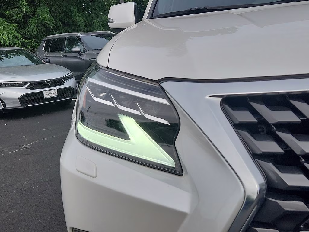 2023 White Pearl Lexus GX 460 4X4 SUV