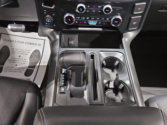 2025 Space White Metallic Ford F-150 Lariat 4X4 Truck