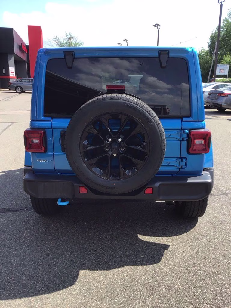 2024 Hydro Blue Pearl Coat Jeep Wrangler Sahara 4xe 4X4 SUV