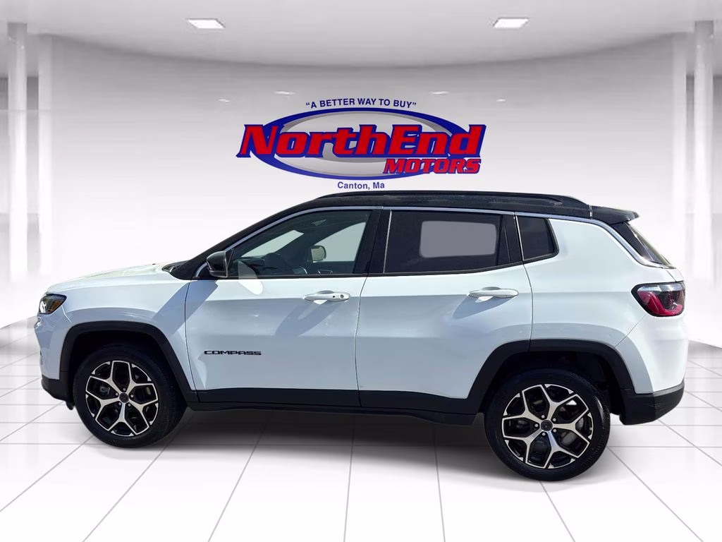 2025 Bright White Clearcoat Jeep Compass Limited 4X4 SUV