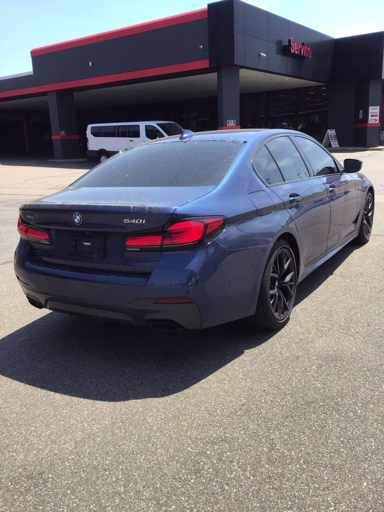 2022 Phytonic Blue Metallic BMW 5 Series 540i xDrive AWD Sedan