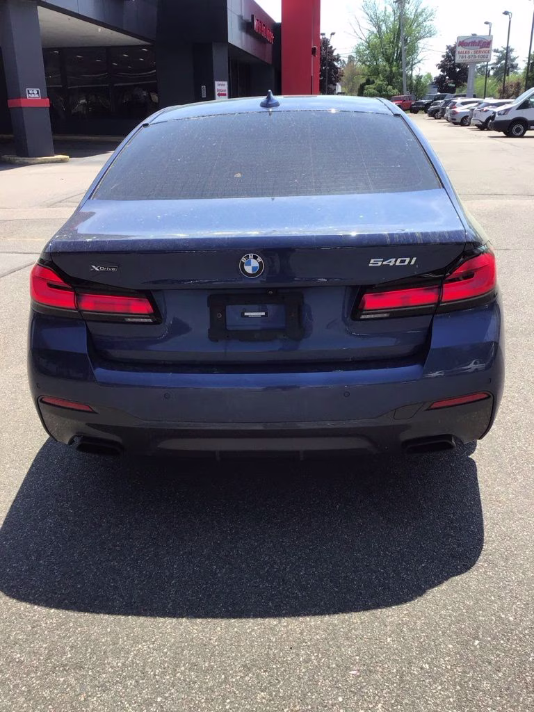 2022 Phytonic Blue Metallic BMW 5 Series 540i xDrive AWD Sedan