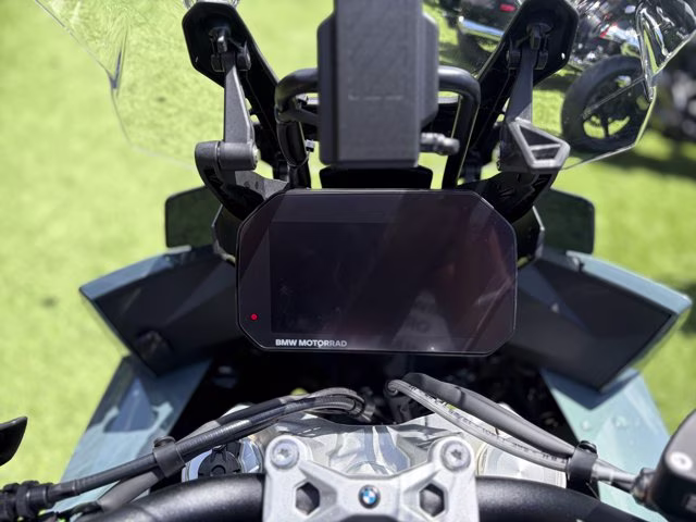2026 BMW S1000 XR