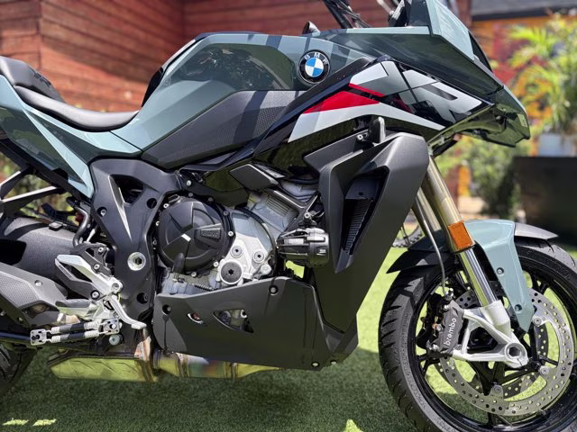2026 BMW S1000 XR
