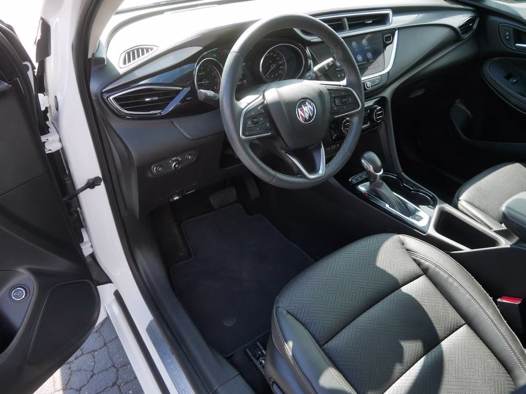 2022 White Buick Encore GX Essence AWD SUV