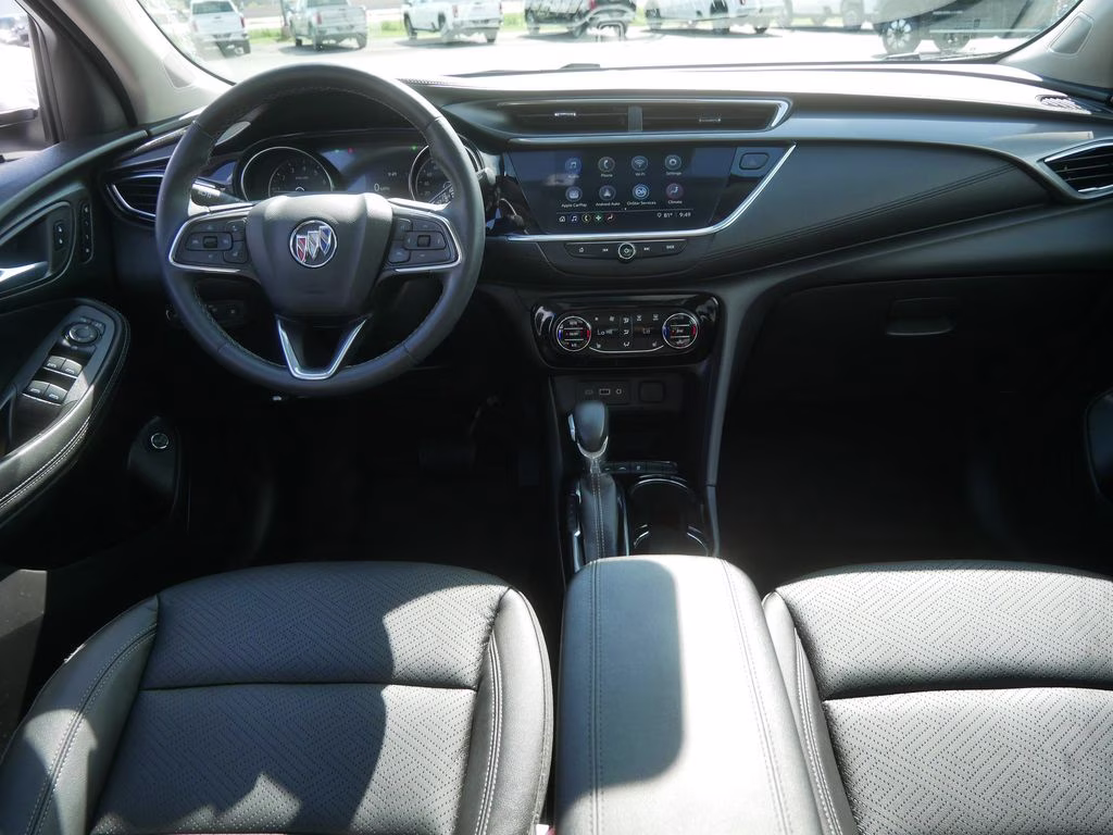 2022 White Buick Encore GX Essence AWD SUV