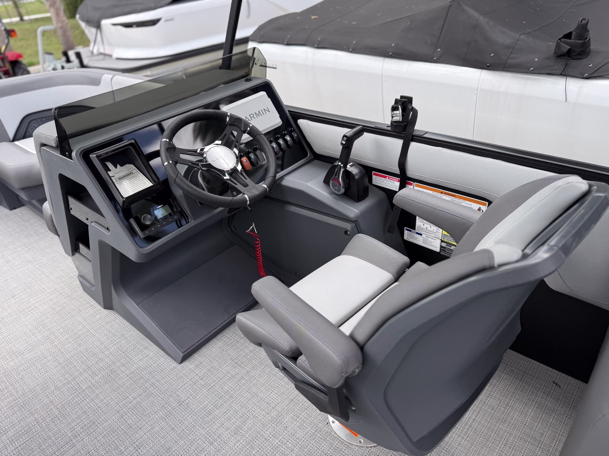 2025 Manitou Pontoon Cruise 22 Switchback Boat