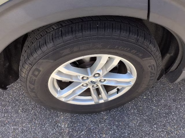 2020 Silver Spruce Ford Explorer XLT RWD SUV