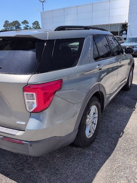 2020 Silver Spruce Ford Explorer XLT RWD SUV