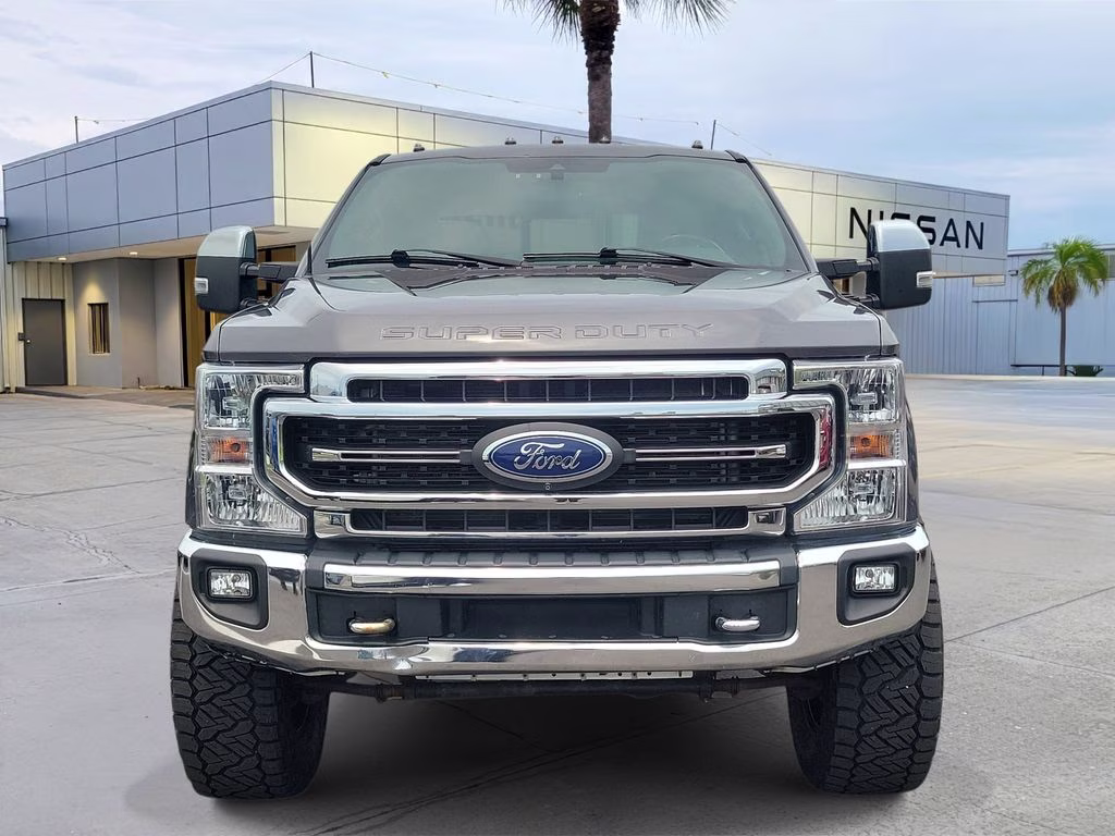 2022 Gray Metallic Ford Super Duty F-350 SRW Lariat 4X4 Truck