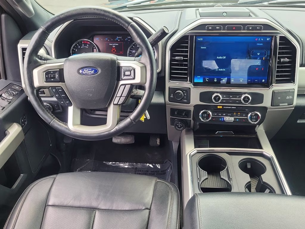 2022 Gray Metallic Ford Super Duty F-350 SRW Lariat 4X4 Truck
