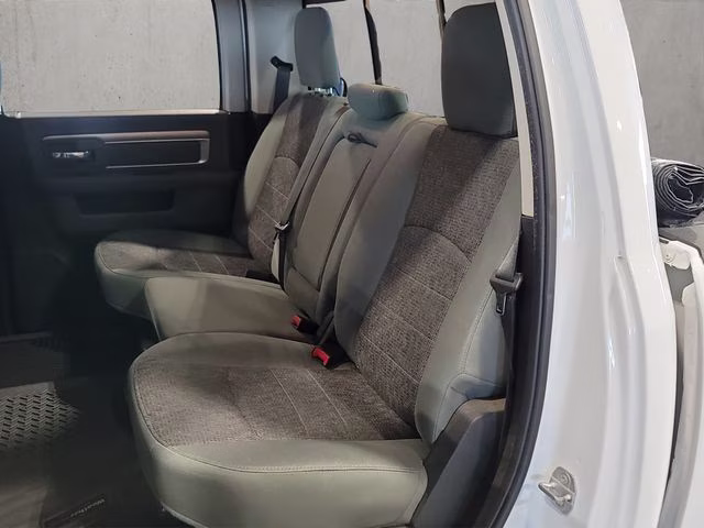 2016 Bright White Clearcoat Ram 1500 Big Horn 4X4 Truck