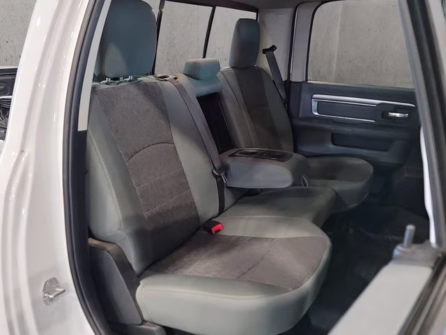 2016 Bright White Clearcoat Ram 1500 Big Horn 4X4 Truck