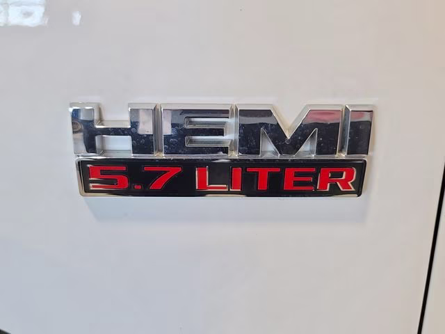 2016 Bright White Clearcoat Ram 1500 Big Horn 4X4 Truck