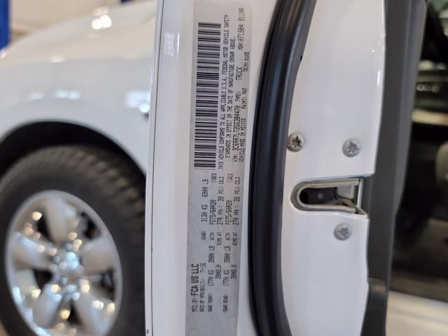 2016 Bright White Clearcoat Ram 1500 Big Horn 4X4 Truck