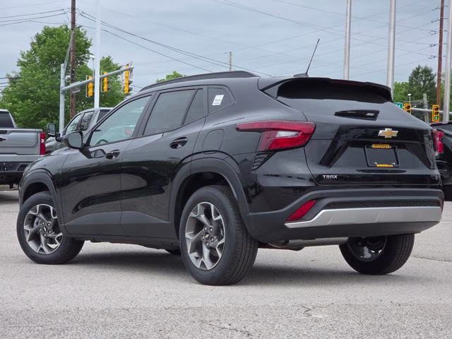 2026 Mosaic Black Metallic Chevrolet Trax LT FWD SUV