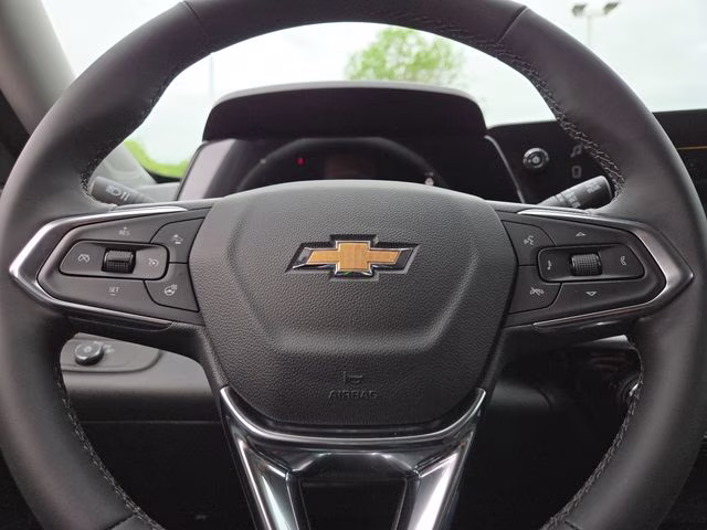 2026 Mosaic Black Metallic Chevrolet Trax LT FWD SUV