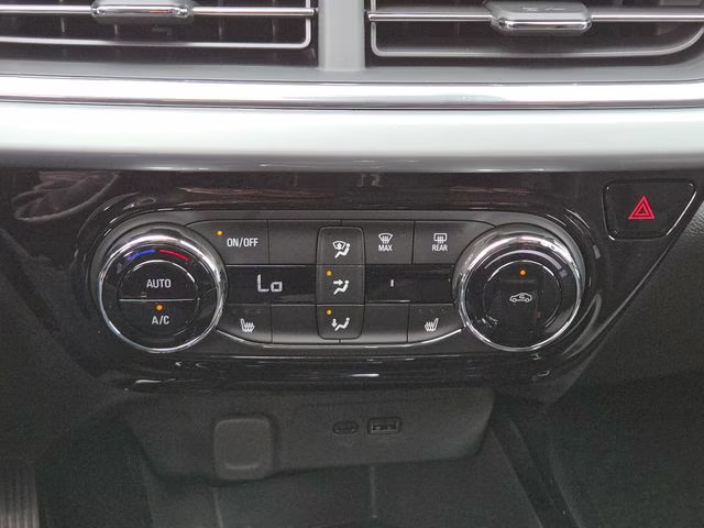 2026 Mosaic Black Metallic Chevrolet Trax LT FWD SUV