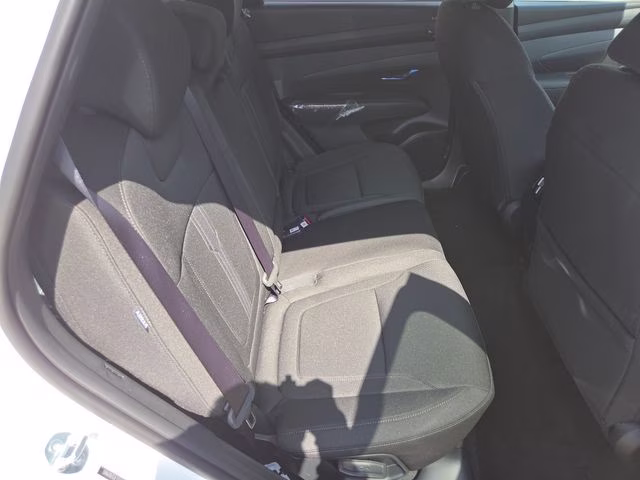 2026 White Pearl Hyundai Tucson SEL FWD SUV