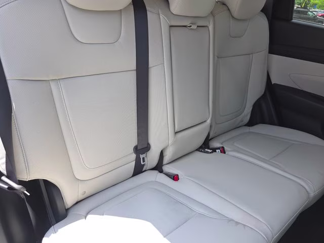 2026 White Pearl Hyundai Tucson SEL AWD SUV
