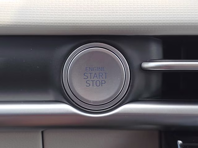 2026 White Pearl Hyundai Tucson SEL AWD SUV