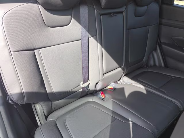 2026 White Pearl Hyundai Tucson SEL AWD SUV