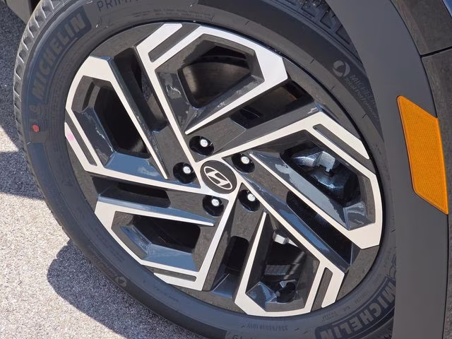 2026 Phantom Black Hyundai Tucson Limited AWD SUV
