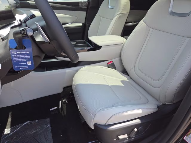 2026 Phantom Black Hyundai Tucson Limited AWD SUV