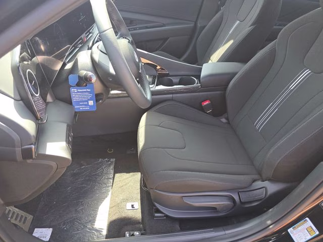 2026 Abyss Black Hyundai Elantra Hybrid SEL Sport FWD Sedan