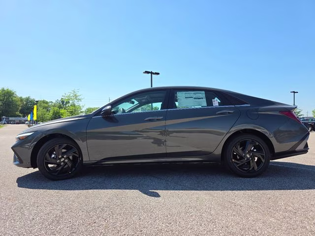 2026 Amazon Gray Hyundai Elantra SEL Sport FWD Sedan