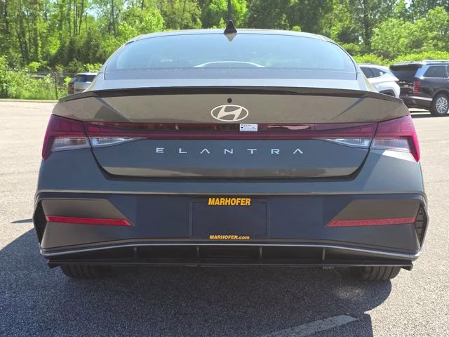 2026 Amazon Gray Hyundai Elantra SEL Sport FWD Sedan