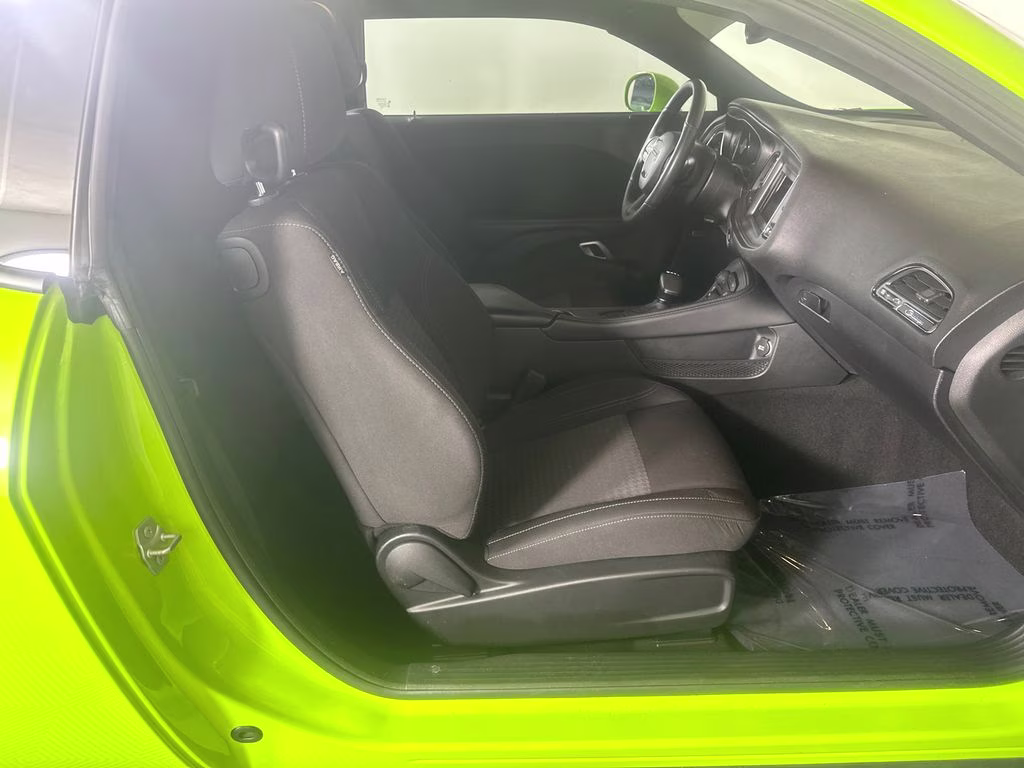 2023 Sublime Metallic Clearcoat Dodge Challenger SXT RWD Coupe
