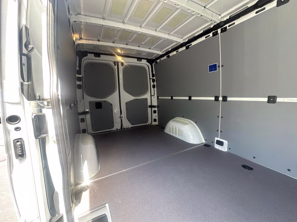 2026 Arctic Mercedes-Benz Sprinter 2500 Cargo 144 WB RWD Van