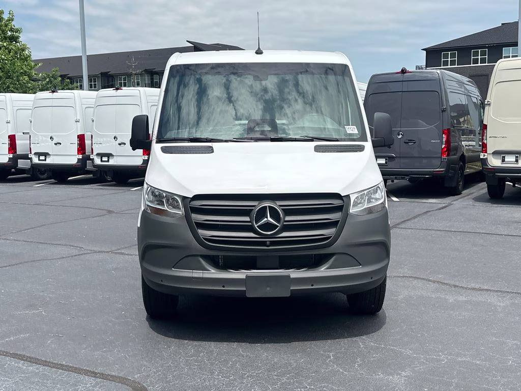 2026 Arctic Mercedes-Benz Sprinter 2500 Cargo 144 WB RWD Van