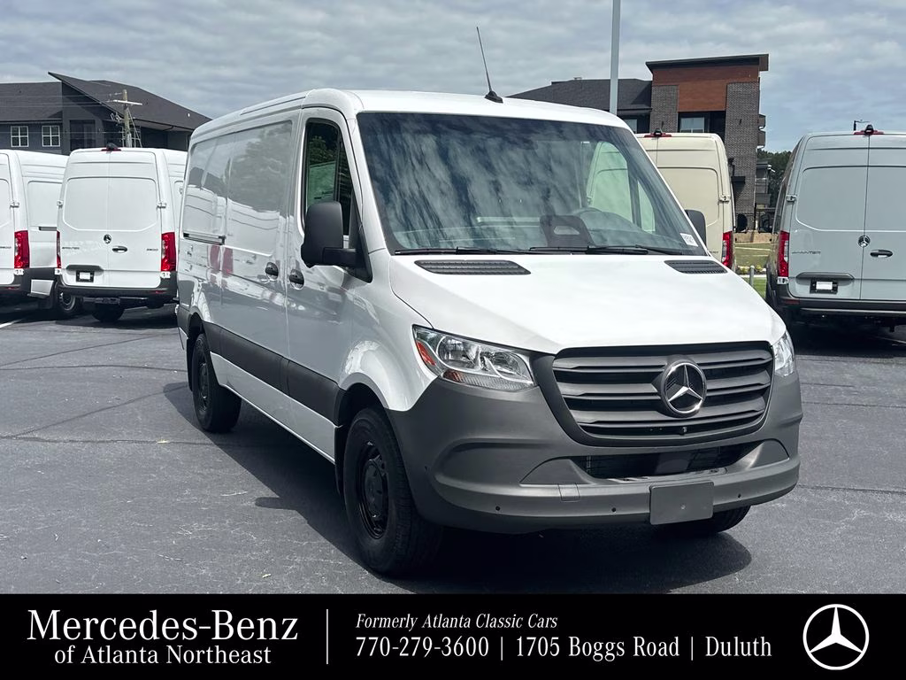 2026 Mercedes-Benz Sprinter 2500 144 WB's photo