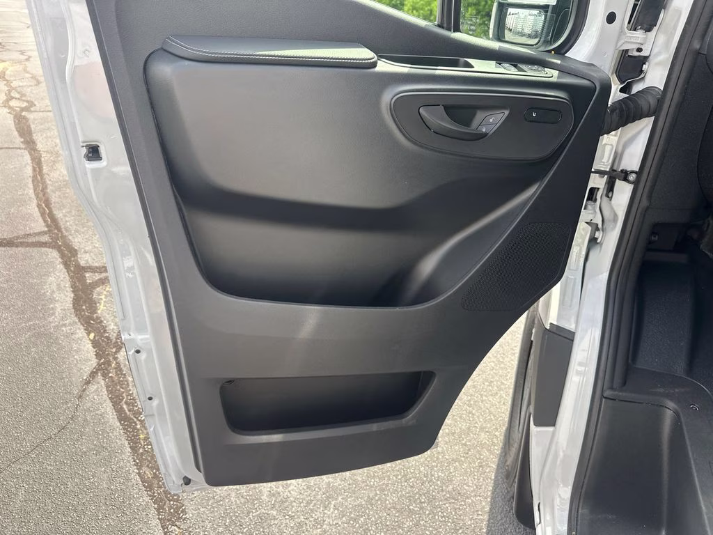 2026 Arctic Mercedes-Benz Sprinter 2500 Cargo 144 WB RWD Van
