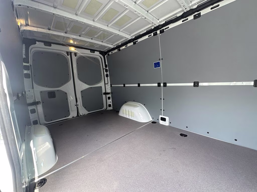 2026 Arctic Mercedes-Benz Sprinter 2500 Cargo 144 WB RWD Van