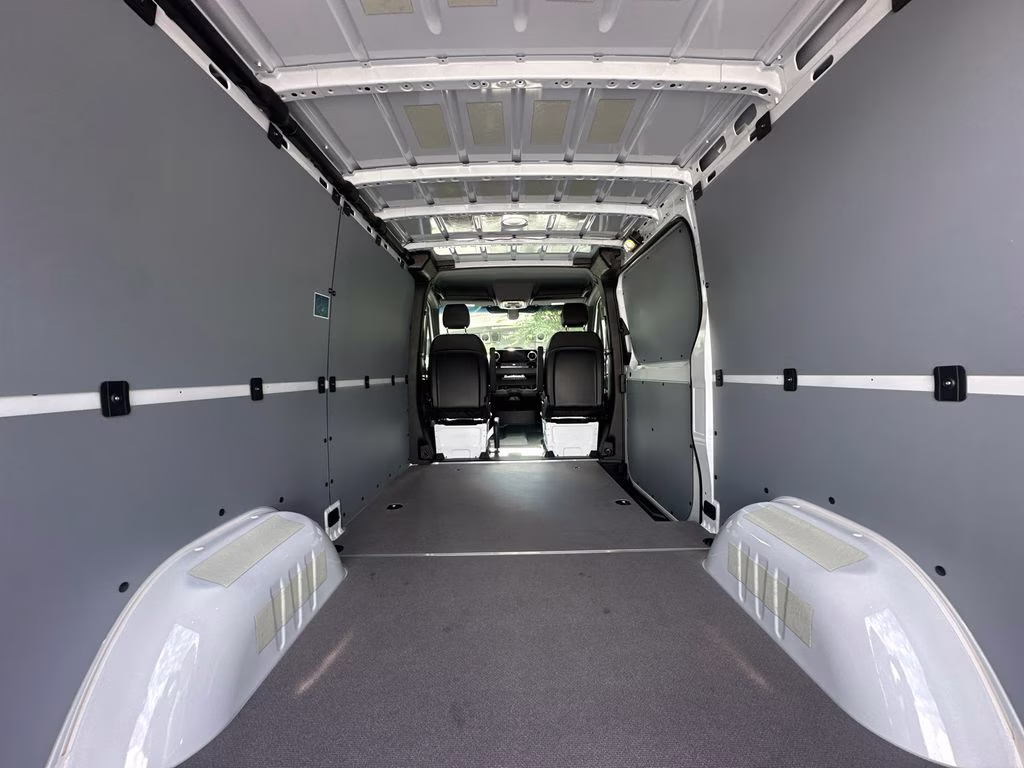 2026 Arctic Mercedes-Benz Sprinter 2500 Cargo 144 WB RWD Van