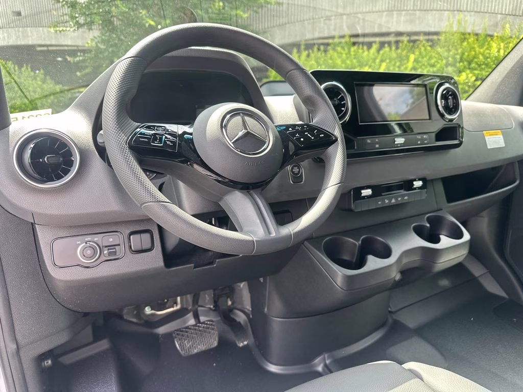 2026 Arctic Mercedes-Benz Sprinter 2500 Cargo 144 WB RWD Van
