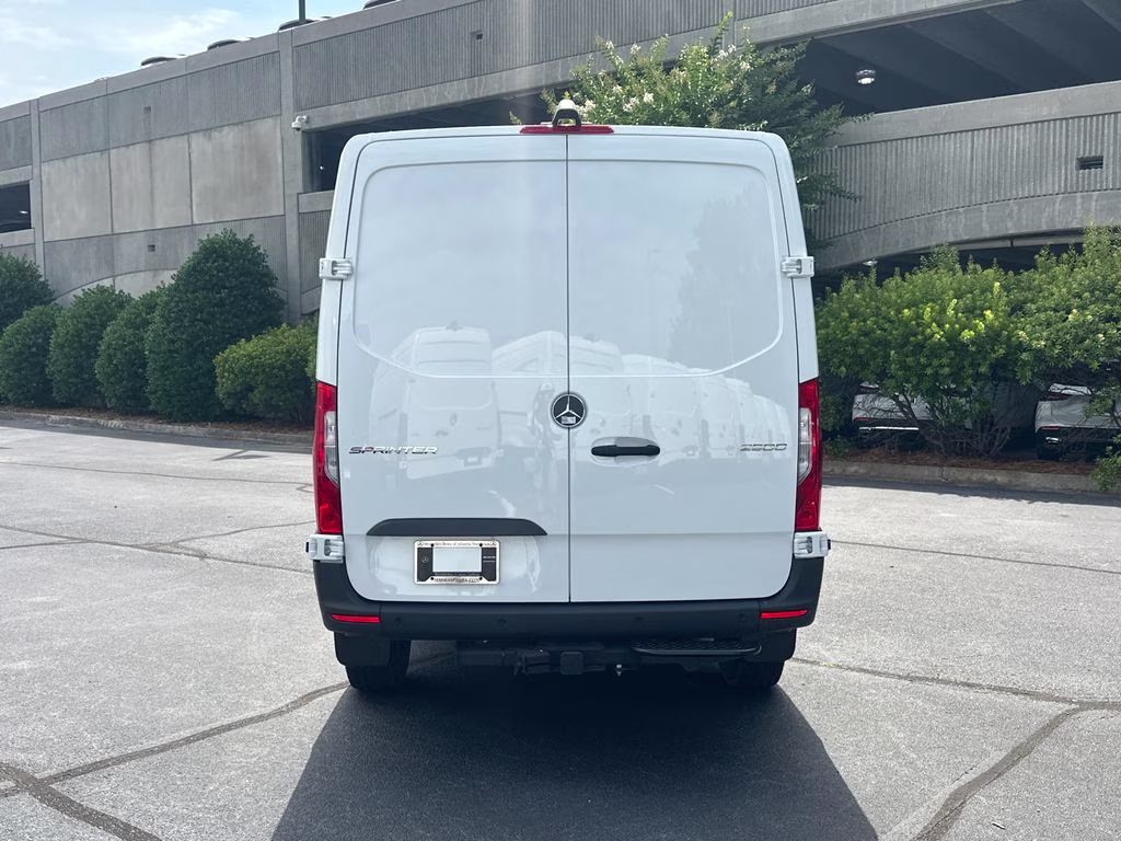 2026 Arctic Mercedes-Benz Sprinter 2500 Cargo 144 WB RWD Van